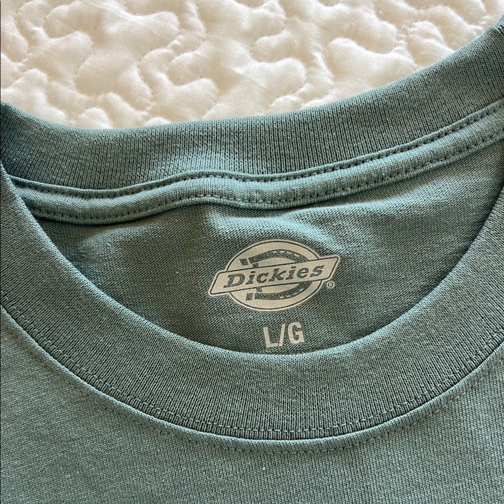 Dickies Green Short Sleeve Tee Classic Cotton - Picture 3 of 4